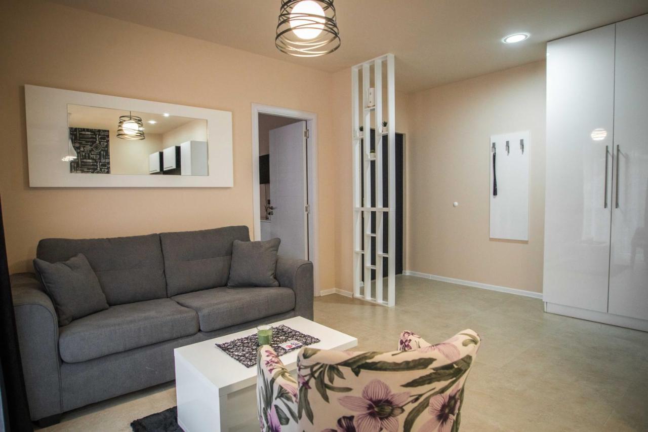 Apartmani Mis Šabac 외부 사진